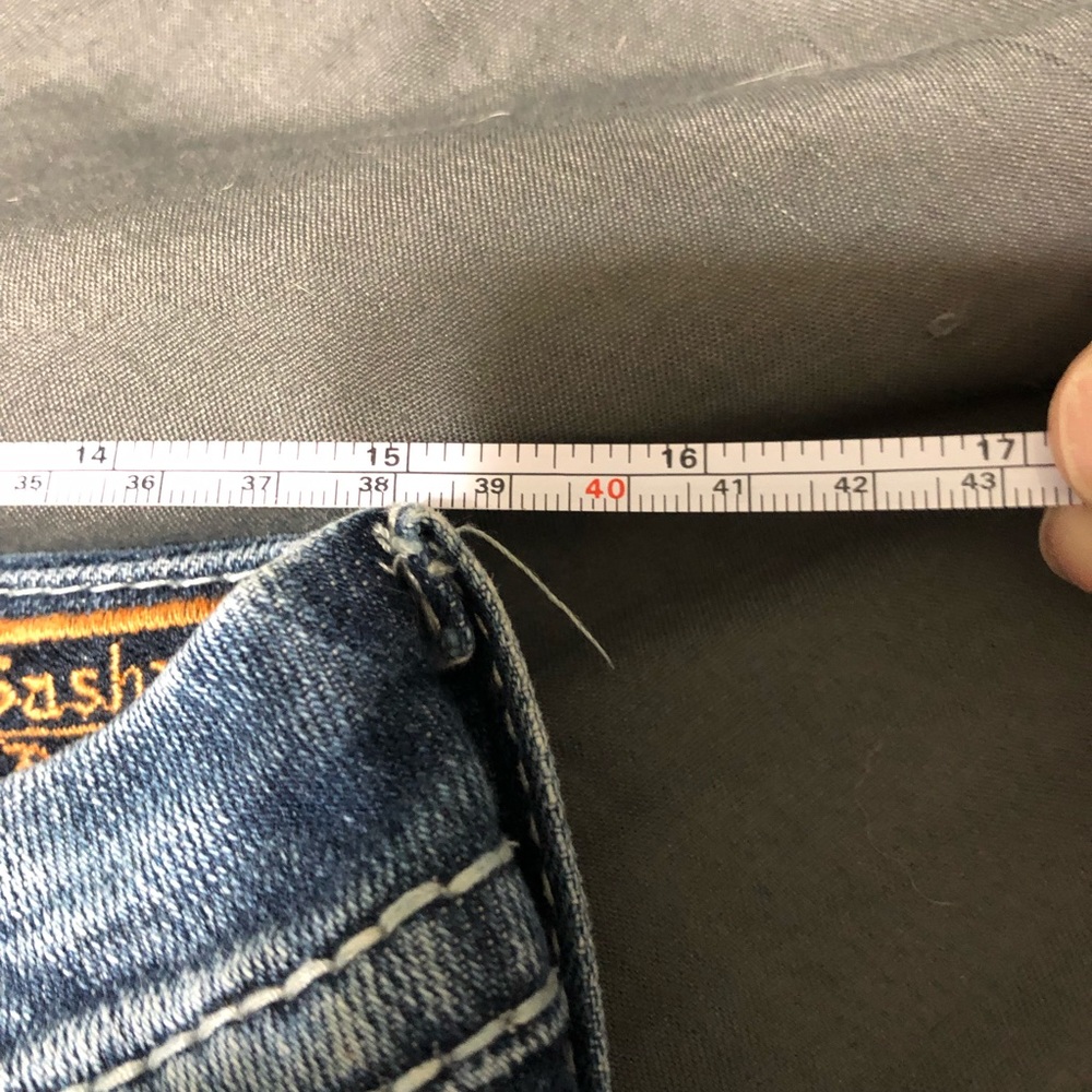 Rock Jeans! - Picture 3 of 4